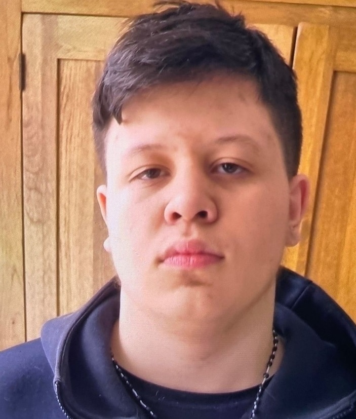 Police Are Re-appealing For The Public's Assistance In Locating A Missing Teenager From #watford