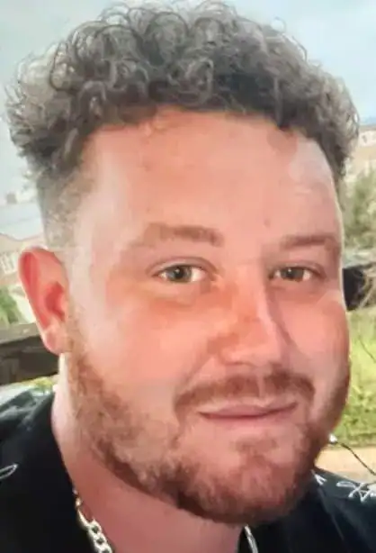Kent Police is asking for the public’s assistance in locating a missing man from Gravesend