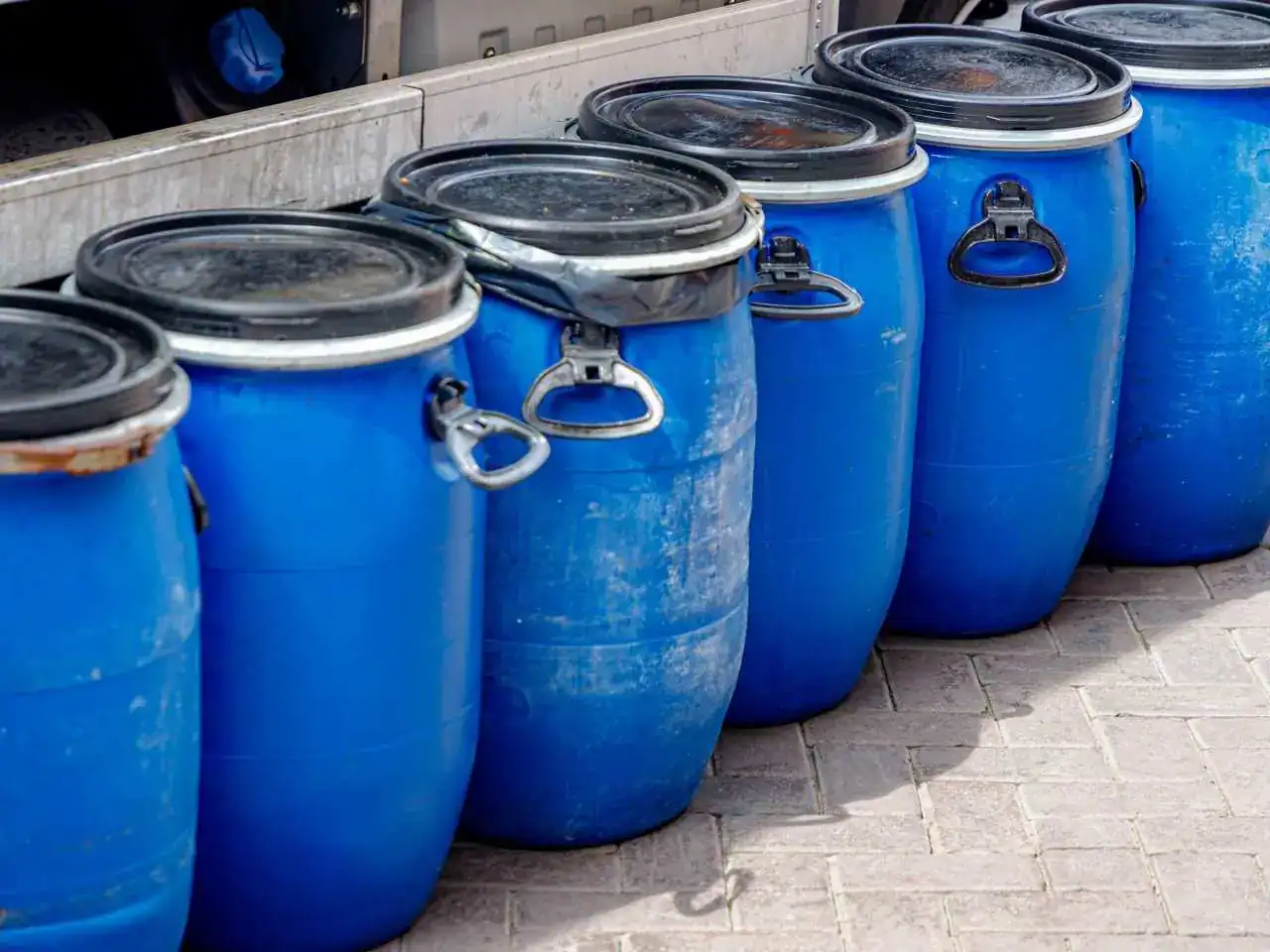 Officers Investigating Reports Of Cooking Oil Theft Near Ashford Apprehended Two Suspects