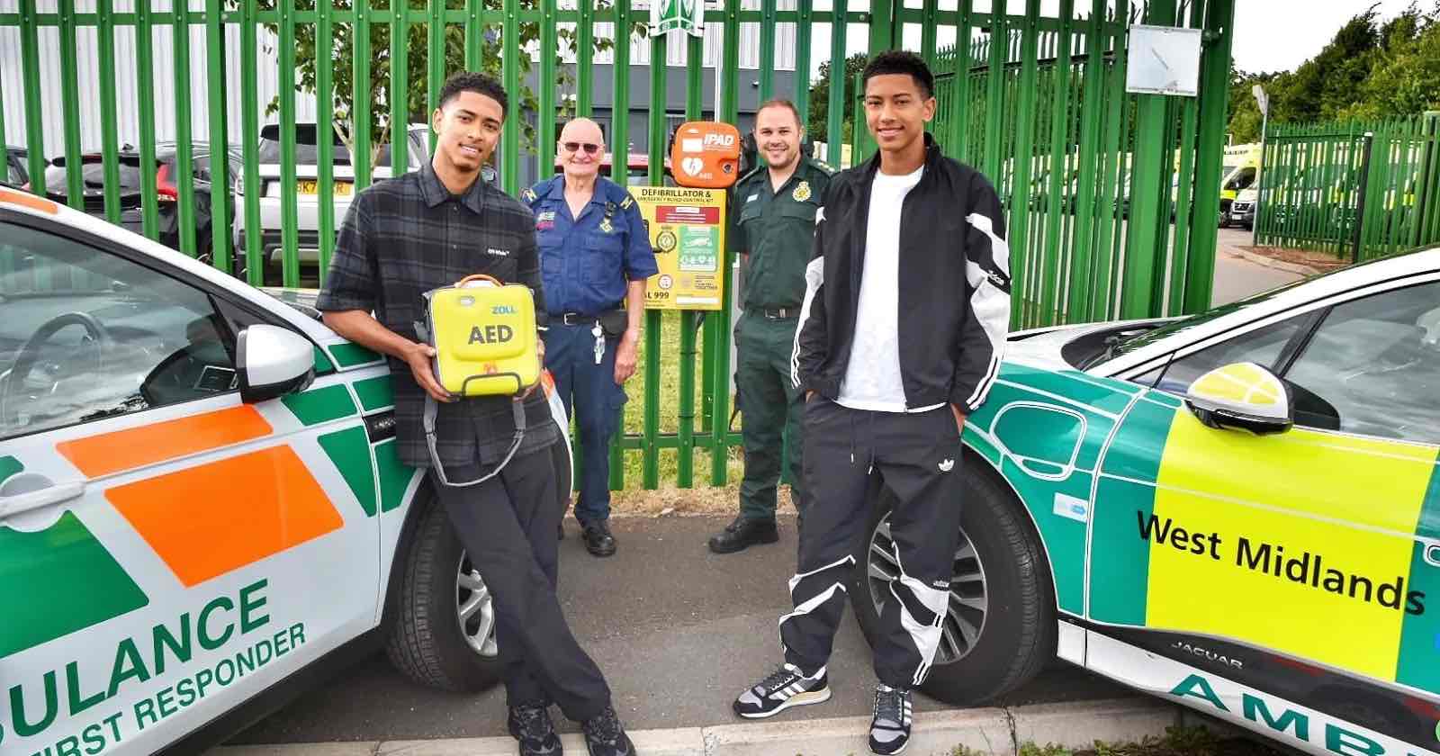 Jude And Jobe Bellingham Of Borussia Dortmund And Birmingham City Fc Have Made An Extremely Generous And Potentially Lifesaving Donation To Fund Three Community Public Access Defibrillators That Will Be Installed Outside Three Birmingham Schools