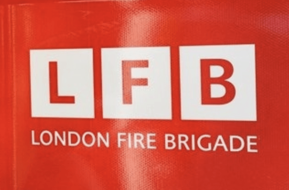 Police Hunt Shanklin Armed Robber After Supermarket Robbery