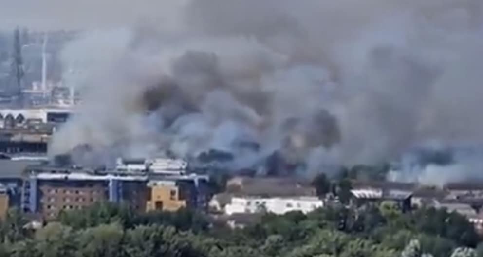 Firefighters From Across London Are Battling A Large Grassland Blaze