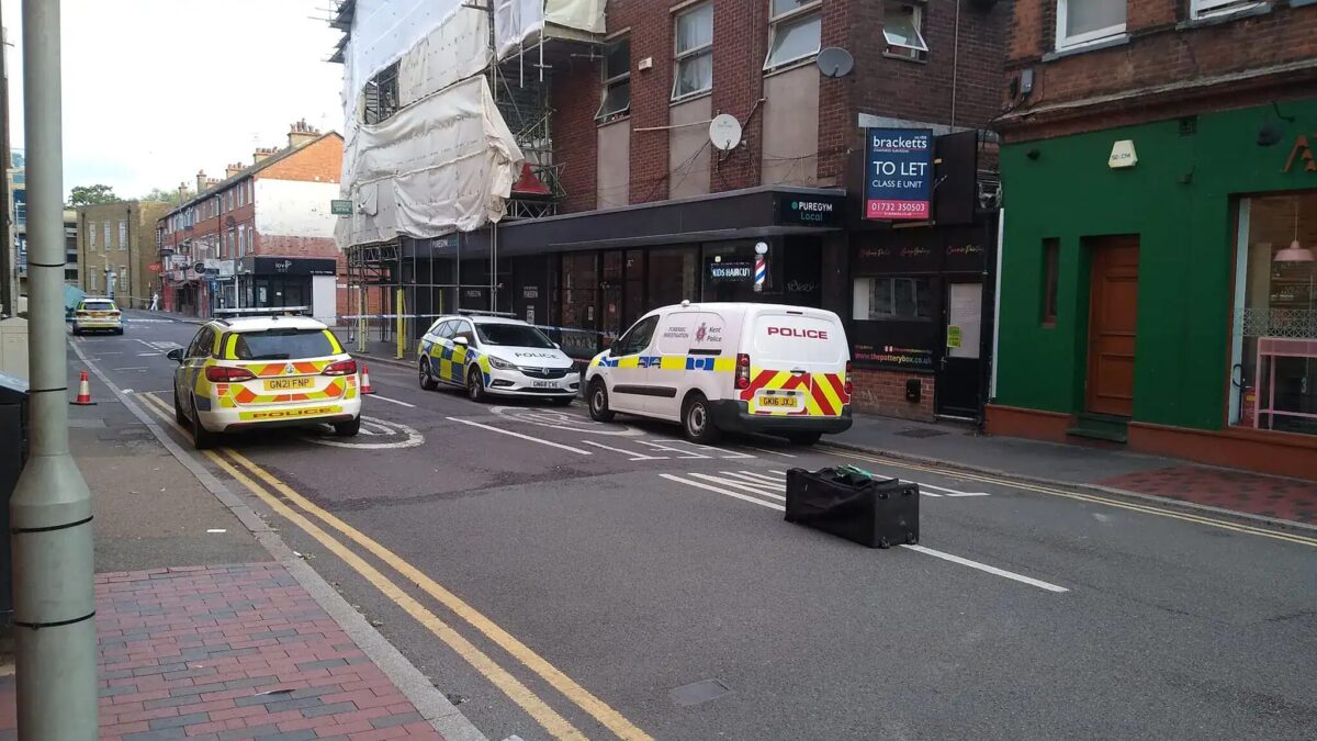 Tonbridge Teen Arrested for Murder After Early Morning Stabbing Near Local Park