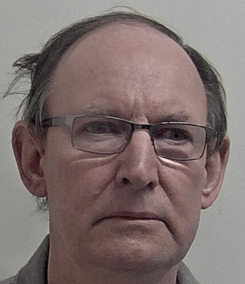 Police On The #a23 Swanning Around Trying To Remove A Swan From The Road….. All For The Greater Good! – (ID 28829)