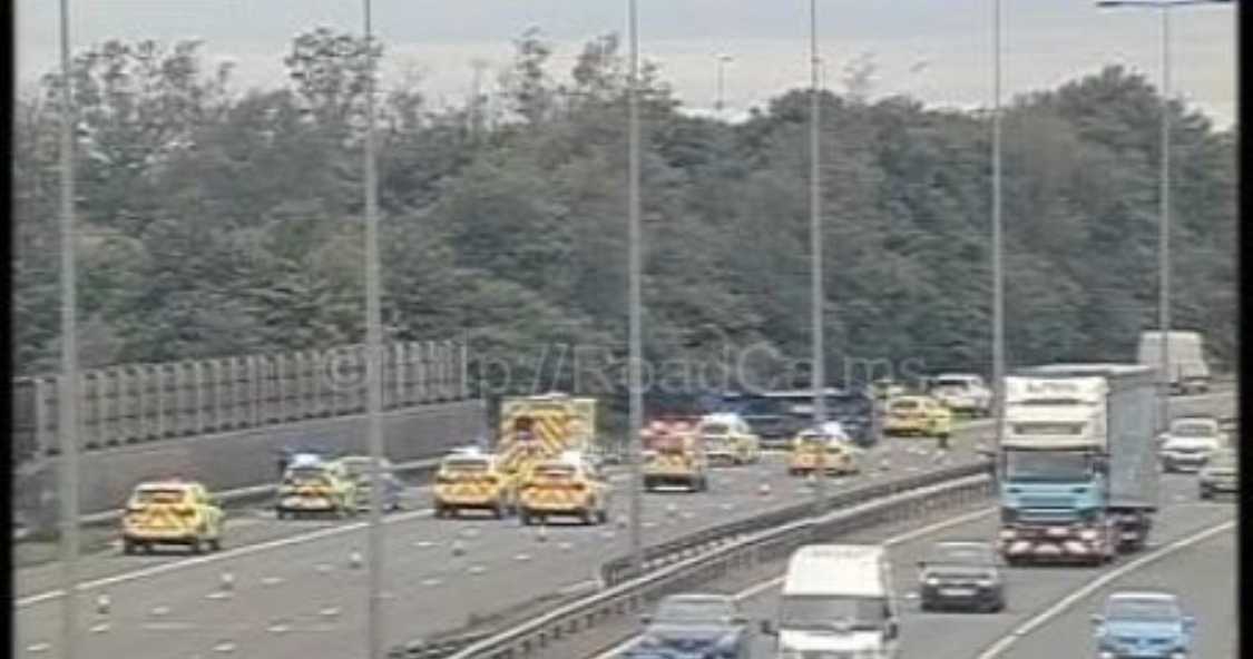 M60 Motorway Closed Following Multi Vehicle Collision