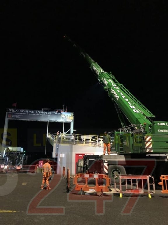 Twelve Hours, Twelve Engineers  And A Massive Crane To Fix Linkspan