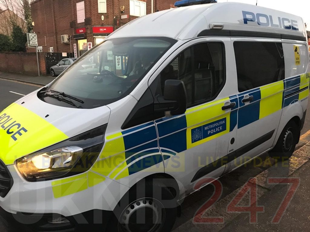 Woman Being Held  In Her Own Home By Knifeman