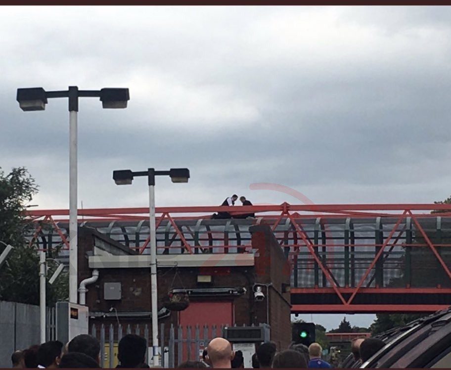 Leyton Station Closed Due To Police Incident