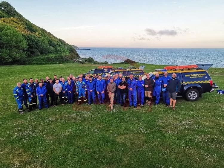 Coastguards Hero’s In Headset Pay The Isle Wight A Visit