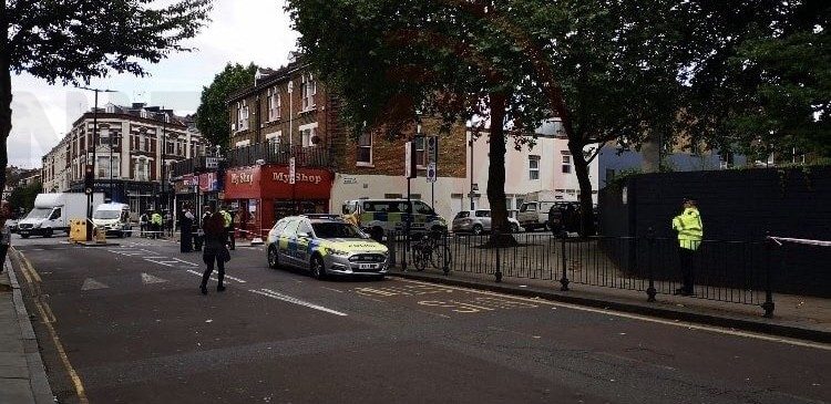 Fifteen  Year Old Stabbed In The Face In North London