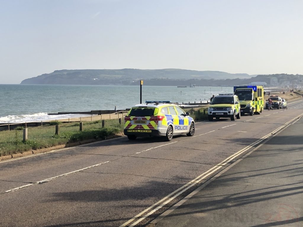 Updated:coastguard Called To Incident At Yarverland Beach On The Isle Of Wight