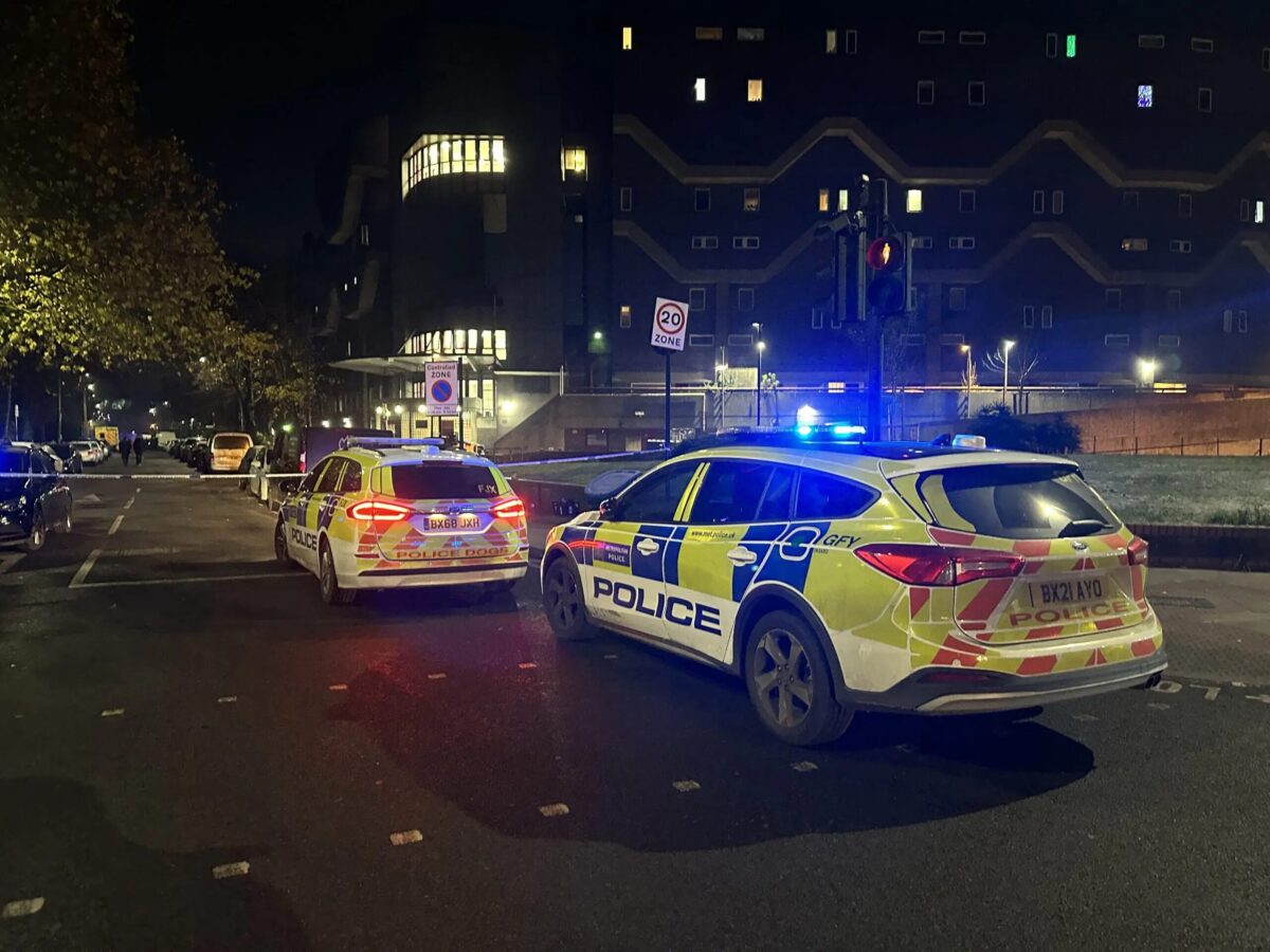 Armed Police Lock Down Lambeth Estate After Shots Fired Near Moorland Primary School