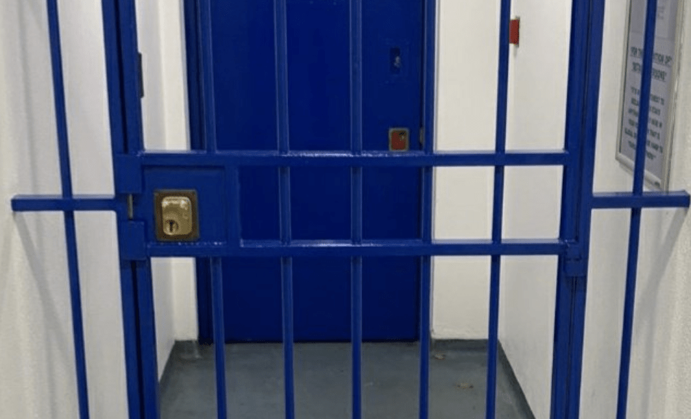 A Suspected Shoplifter Linked To The Theft Of High Value Clothing From A Store In Tunbridge Wells Has Been Tracked To An Address In London And Arrested