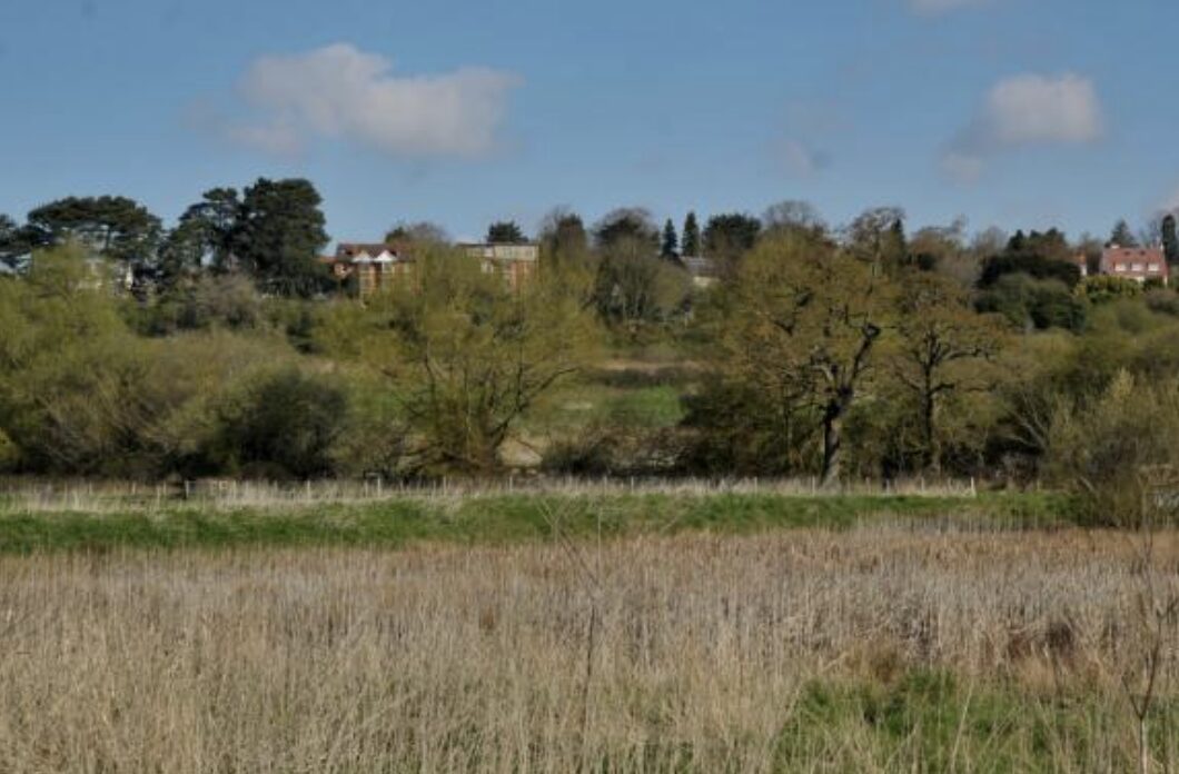 Following A Public Appeal Last Week And Extensive Police Enquiries, Two 16-year-old Girls, Three 16-year-old Boys And A 17-year-old Boy, All From Swindon, Have Been Arrested On Suspicion Of Robbery