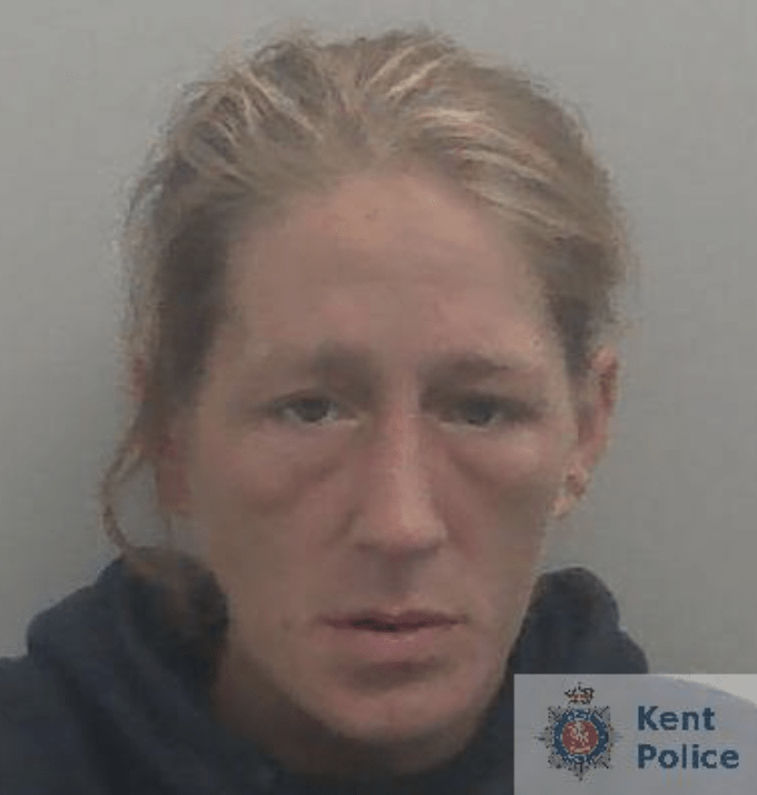 Angela O’leary Is Wanted For Recall To Prison And Is Believed To Be In The Medway Towns