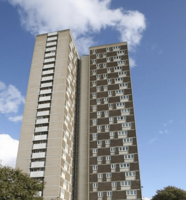 Man Wanted By Police After  Smashing Betting Shop Window In Southampton
