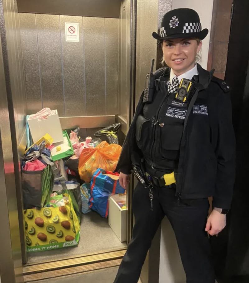 A Team Of Kind-hearted Officers  Have Gone Above And Beyond The Call Of Duty After Organising Toys, Clothes And Nappies For A Family In Need In East London