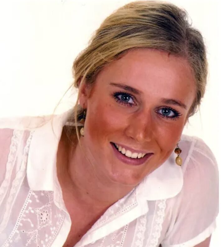 Detectives continue to appeal for the person sought in connection with the death of Norwegian student Martine Vik Magnussen to return to …