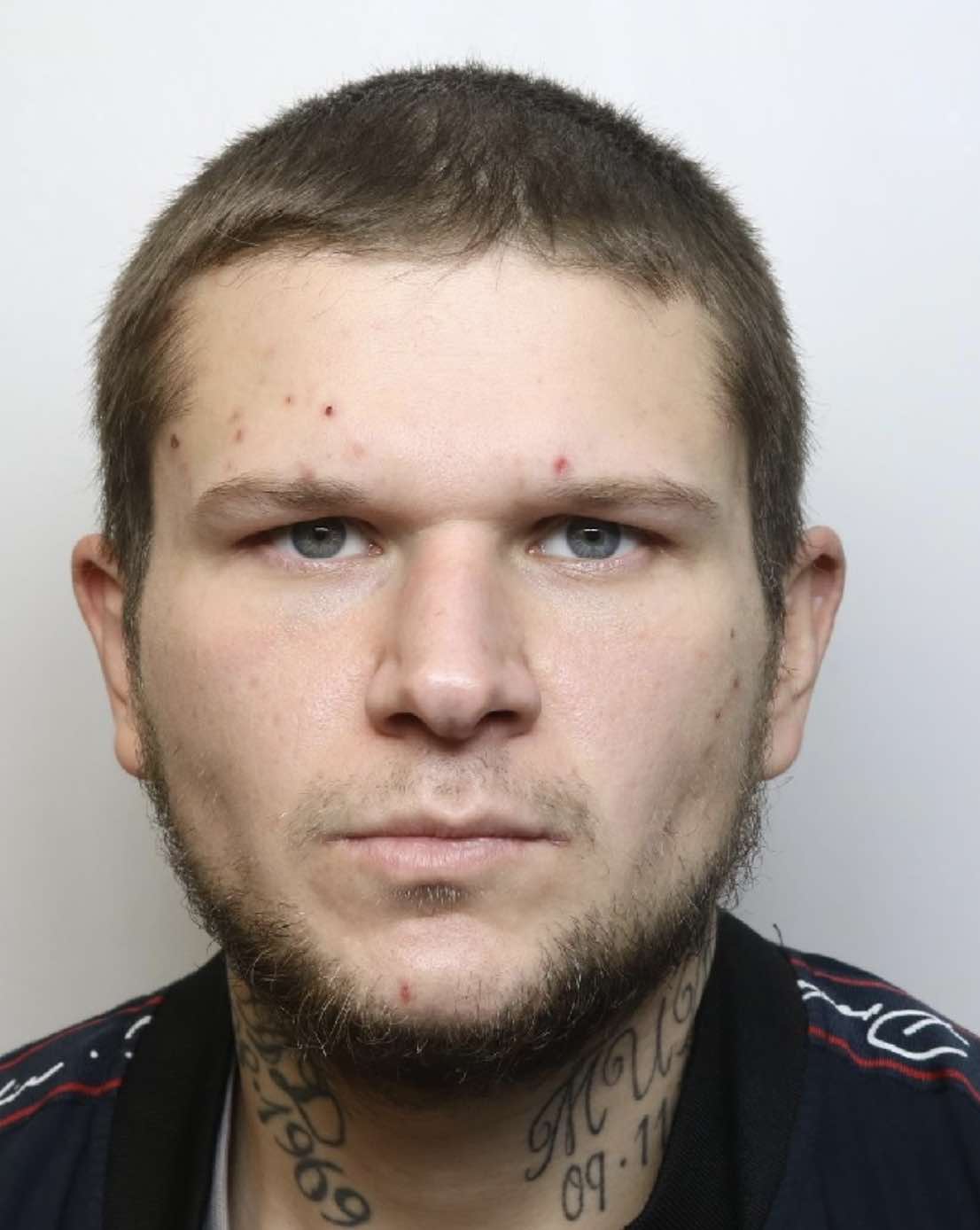 A Swindon Man Has Been Jailed For Six Months After Admitting To Possessing A Lock Knife And Driving Offences