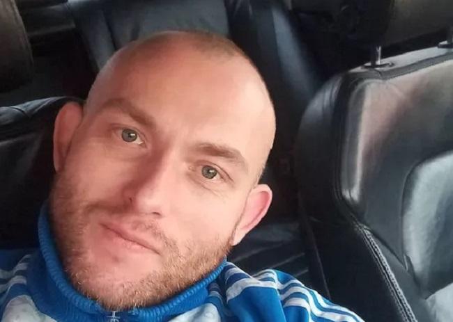 A murder investigation has been launched into the death of a man whose body was found and recovered from woodland near to Flatts Lane Cou…