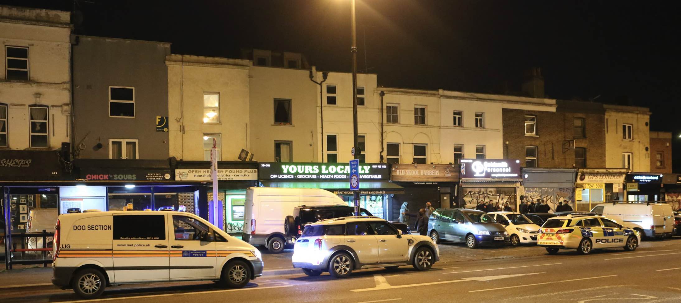 Manhunt Launched For Gunman Who Opened  Fire In East London Cake-shop
