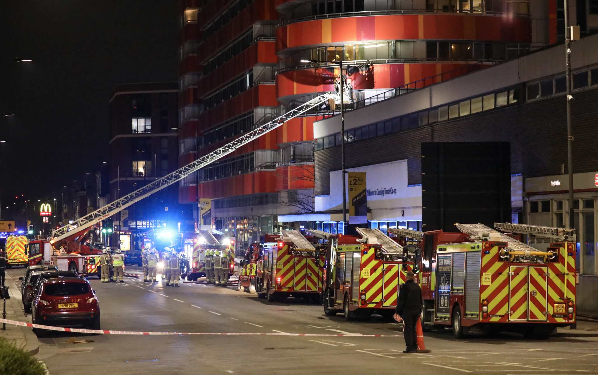 Thirty Firefighters  Called To Clad Covered High Rise In Canning Town After Balcony Is Ablaze