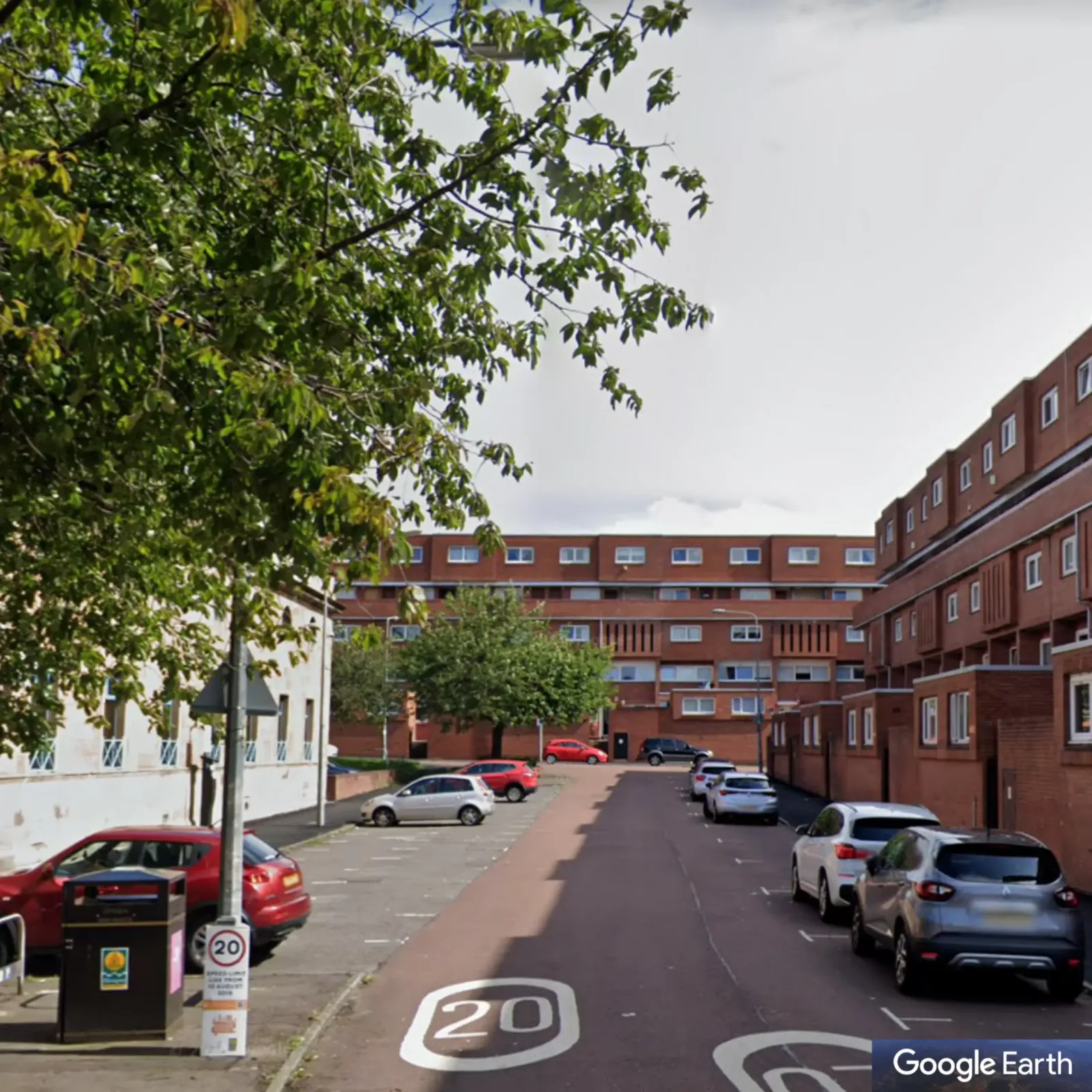 Glasgow Man Fighting for Life After Brutal Attempted Murder in Braid Square – Police Launch Urgent Appeal