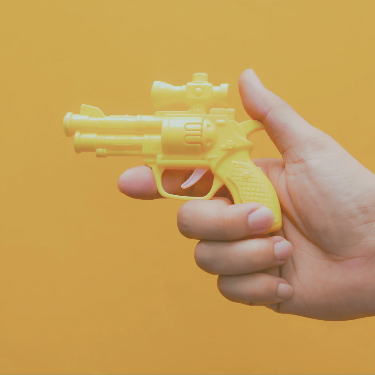Armed Police Surround Hackney Teen Over Toy Water Pistols in Shocking Mix-Up