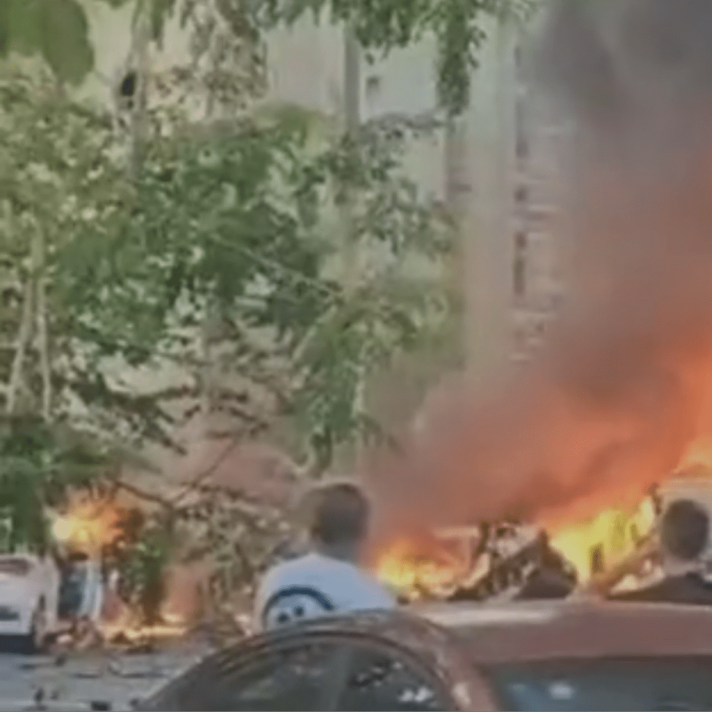 Civilians Flee Northern Gaza Amid Escalating Tensions And Evacuation Orders