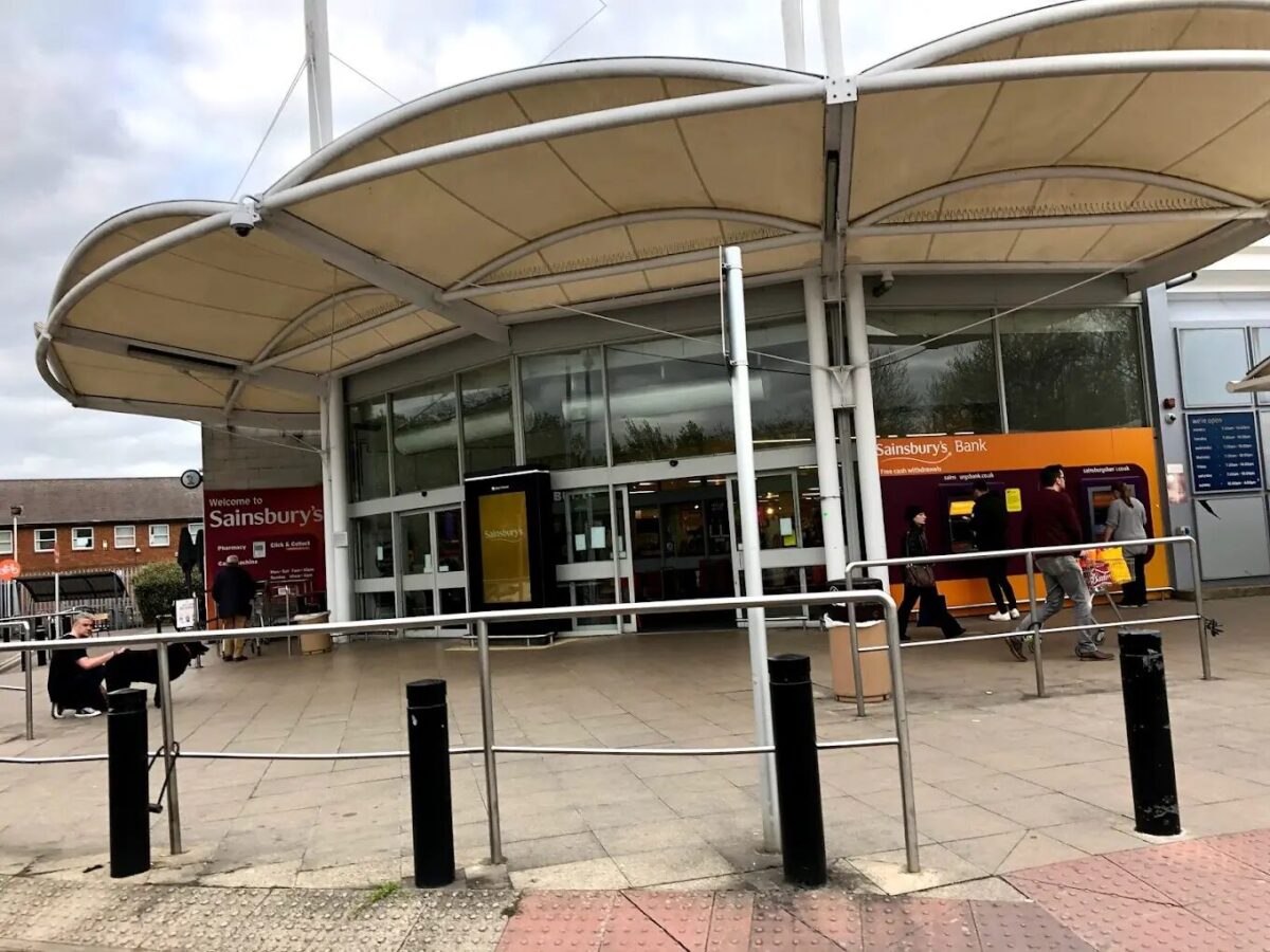 Late-Night Card Theft Attempt at Canterbury ATM – Police Urge Witnesses to Come Forward