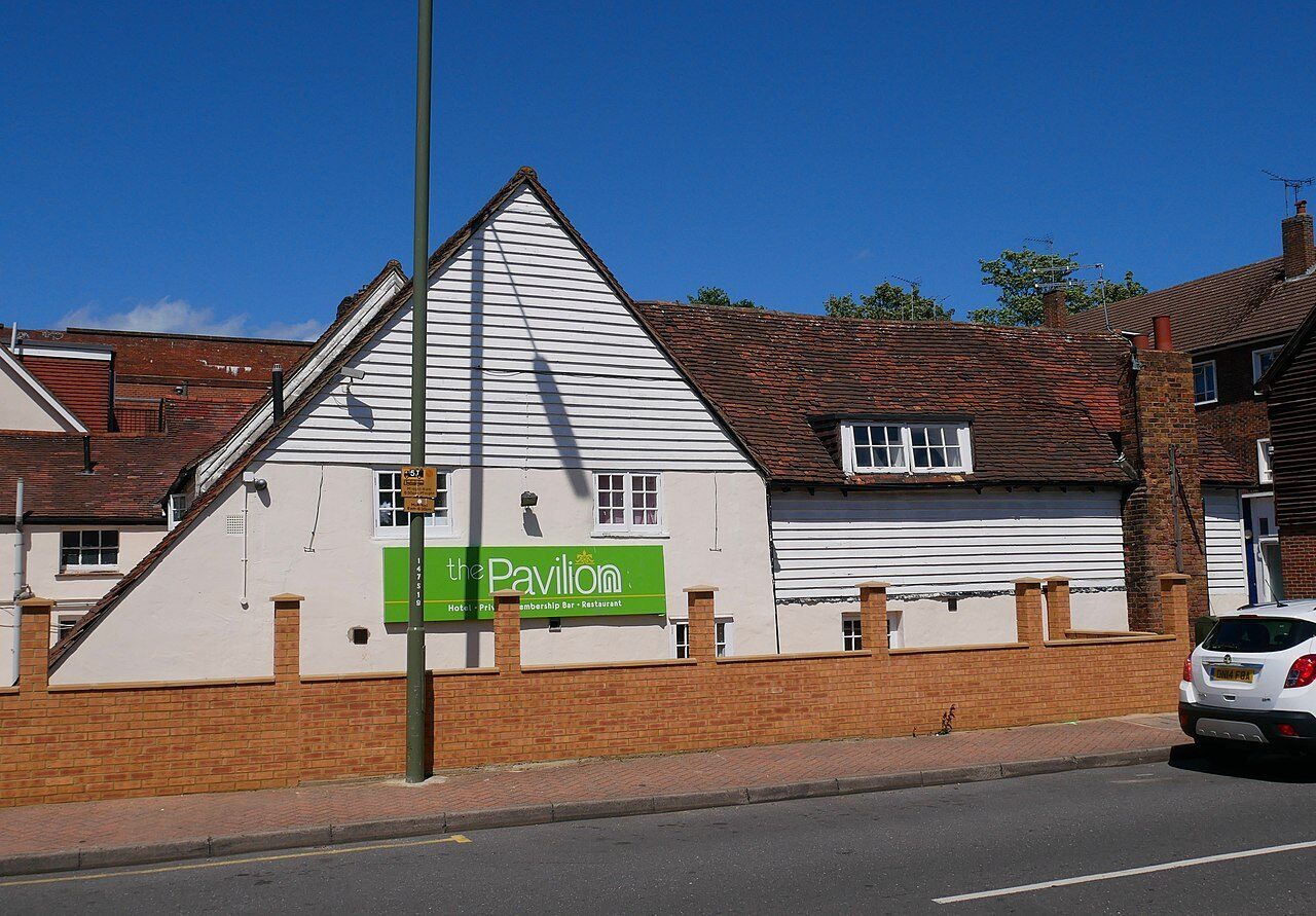 Child Found Wandering Alone On Bromley Street After Nursery Incident