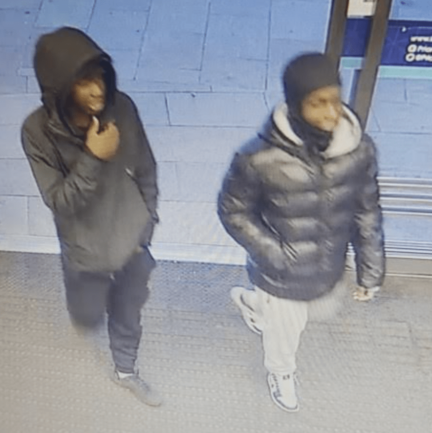 CCTV images have been released by officers investigating a robbery in Dartford