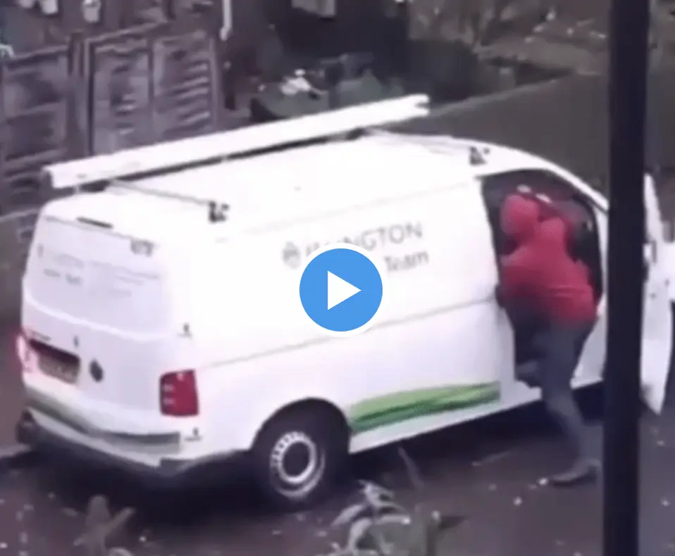Hammer Horror in Upper Holloway: Off-Duty Islington Council Worker Brutally Attacked in Broad Daylight