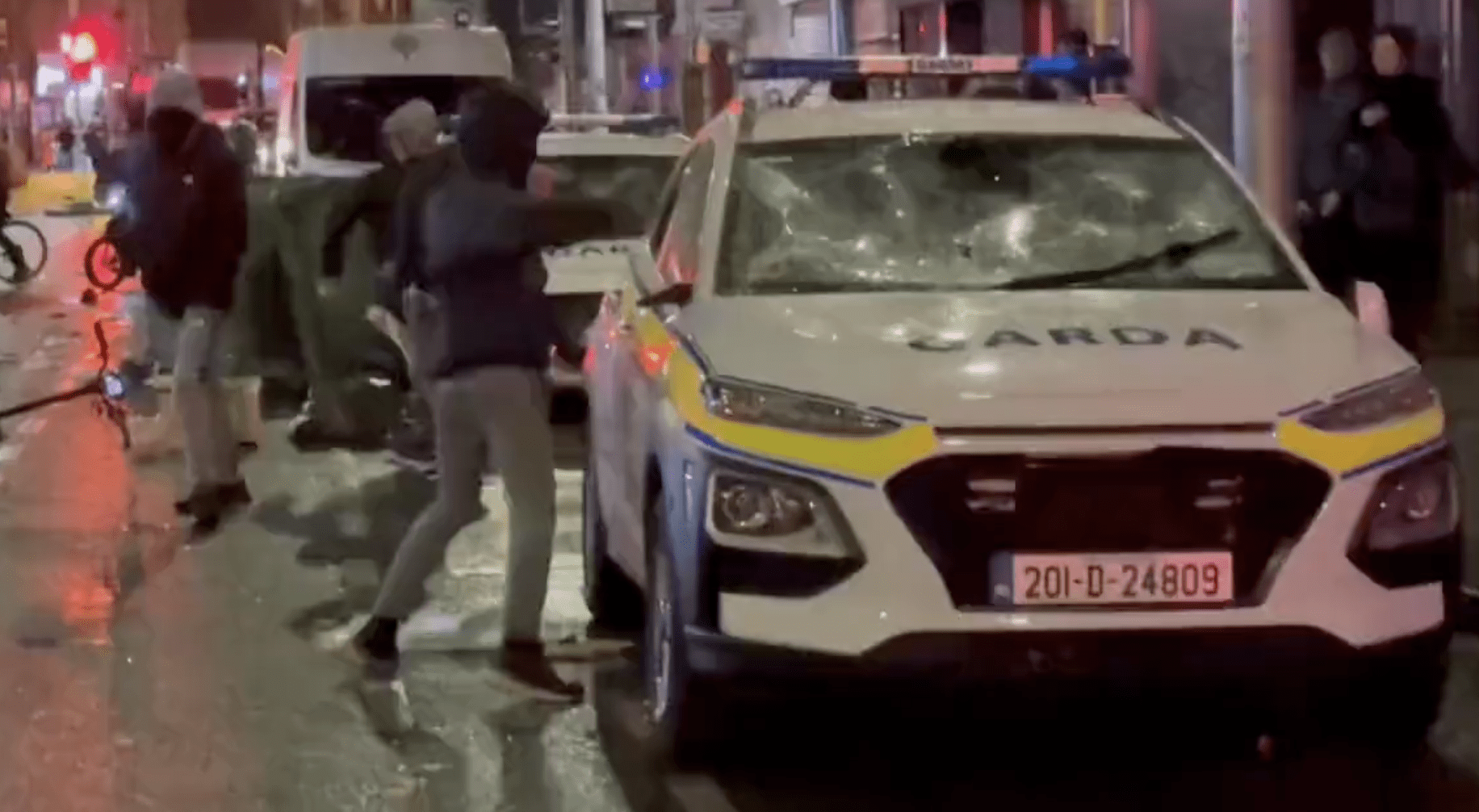 Dublin’s City Centre Looks Like War This Morning After Rioters Exploited The Tragic Stabbing Of Three Children And A Woman On Thursday