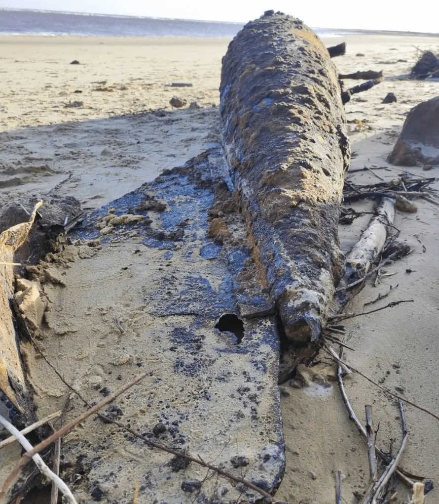 Winter Warning: Suspected Unexploded Ordnance Found on Pakefield Beach, Lowestoft – Coastguard Issues Urgent Safety Alert