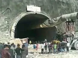Tunnel Collapse Traps 40 Workers in Uttarakhand, India