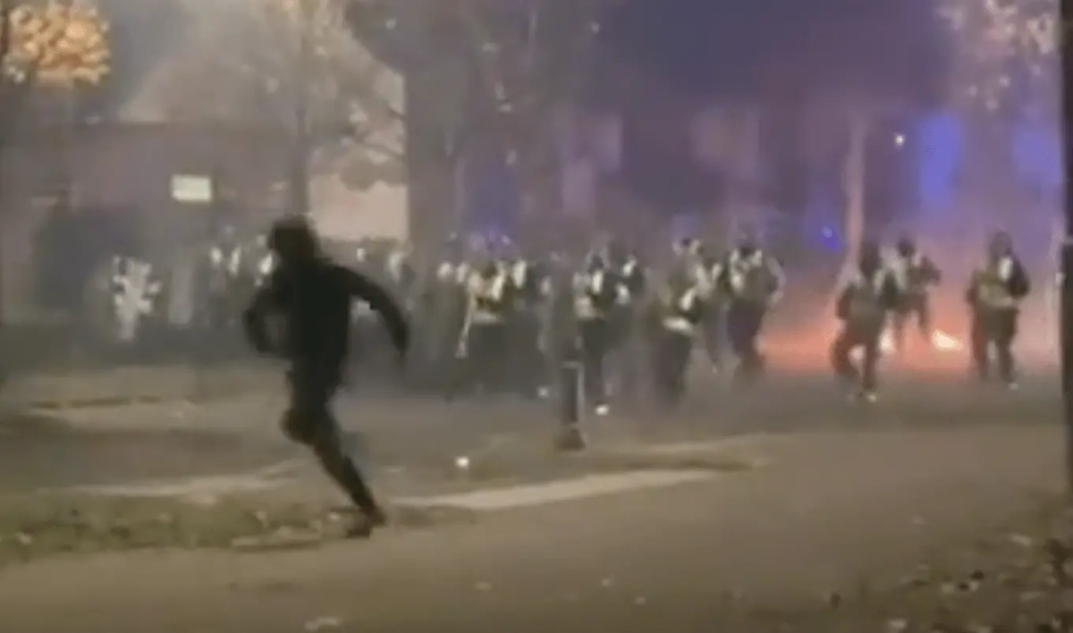 Craigshill Chaos: Man Arrested for Aiming Fireworks at Police in West Lothian