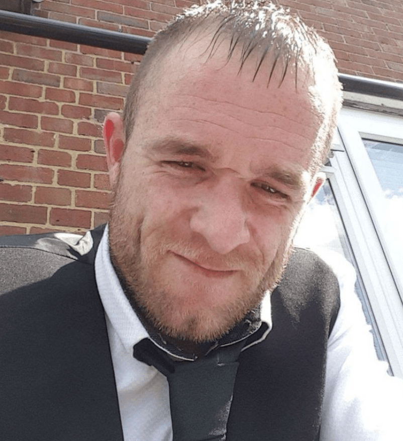 A man has been jailed for 14 weeks after stealing almost £250 worth of goods from shops in Aldershot