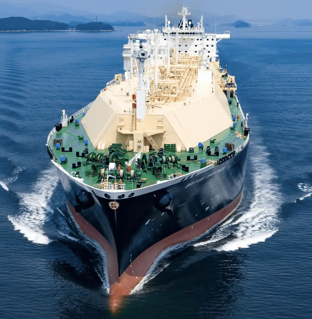 BP Halts Red Sea Shipments Amid Houthi Attacks, Triggering Global Shipping Concerns