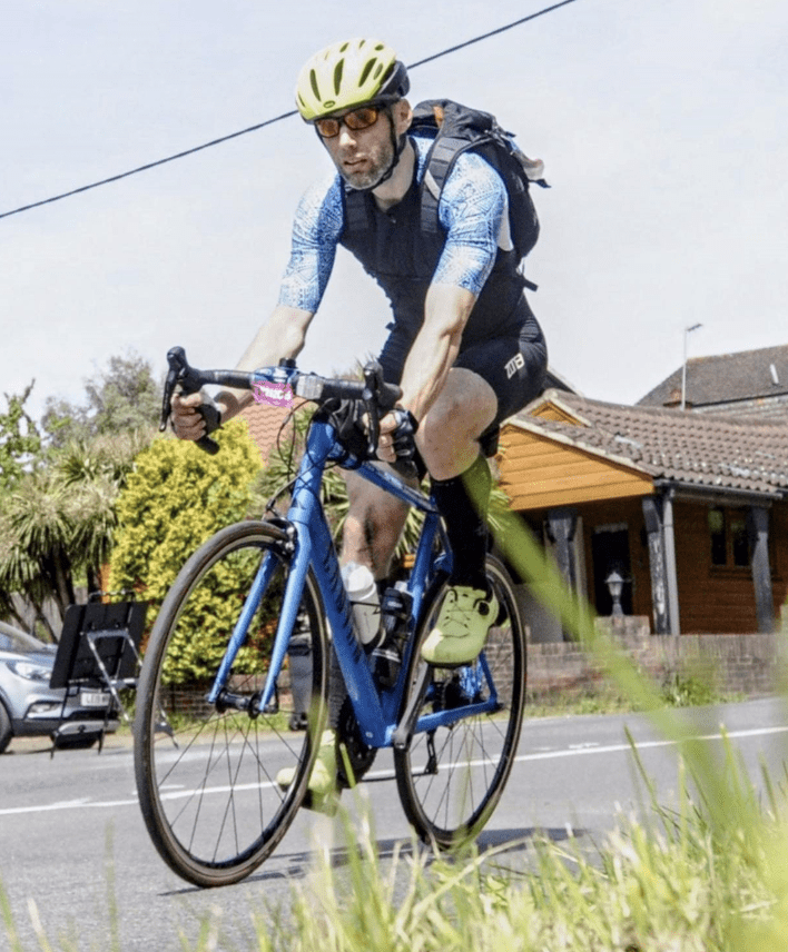 Detective Completes Year of Challenges Raising £6,500 in Honour of Father