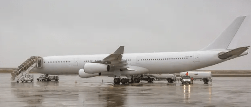 French Police Ground Plane Suspected of Human Trafficking, 303 Indian Passengers Detained