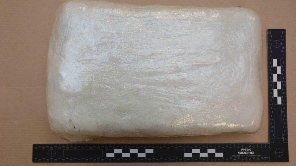 Police Seize £200,000 Worth of Cocaine After Traffic Stop on M74