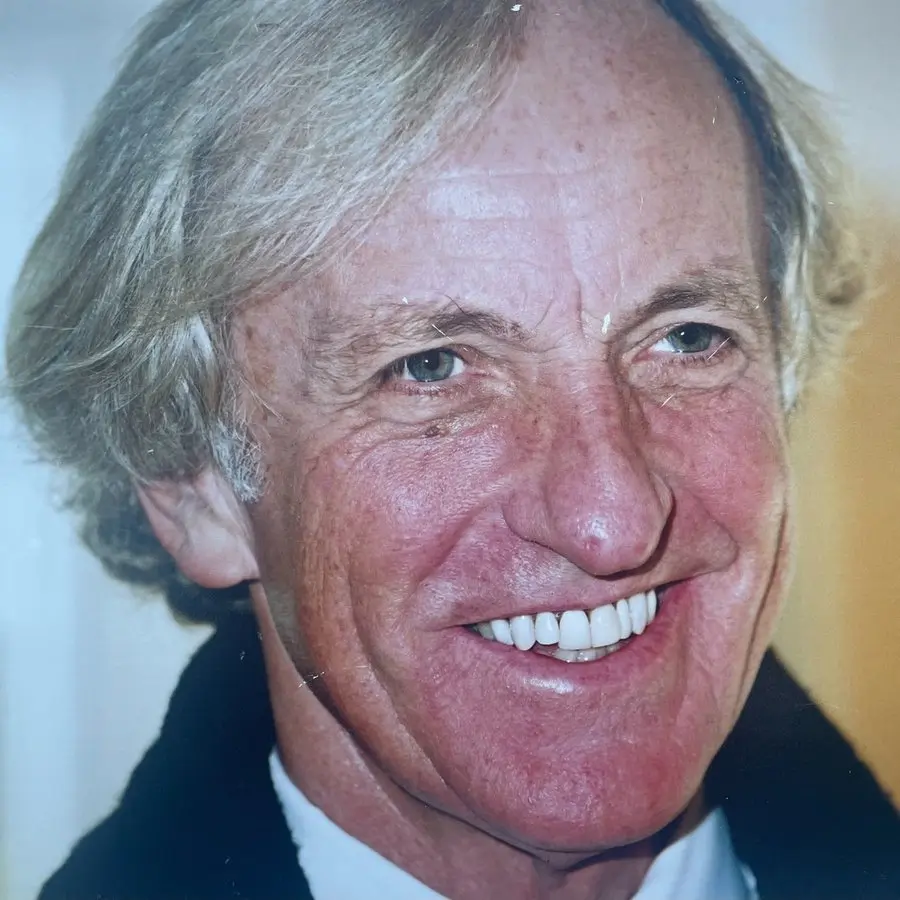 Renowned Journalist and Filmmaker John Pilger Passes Away at 84
