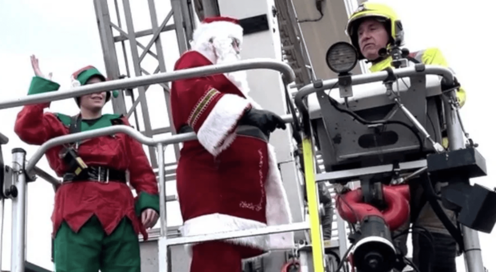 Firefighters Bring Christmas Cheer to Hospitalised Children