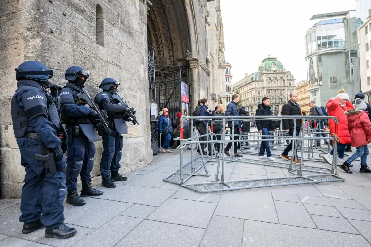 Security Heightened Across Europe as Austria Detains Three in Suspected Islamist Network