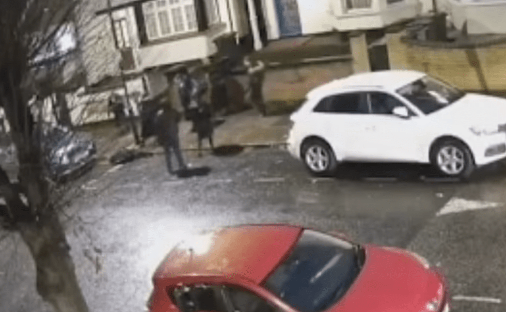 Teenage Girls Arrested After Assault on Orthodox Jewish Woman in Haringey