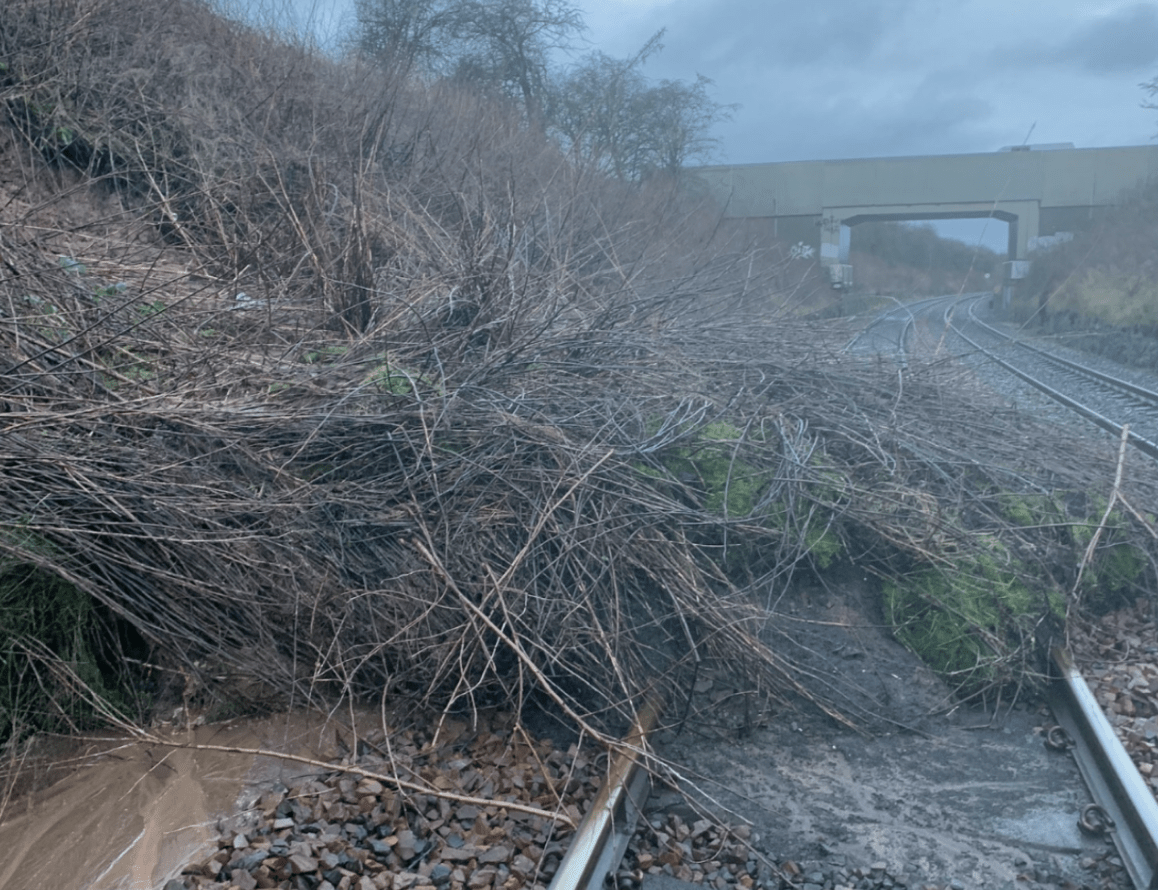 Thousands Face Another Night Without Power as Storm Gerrit Takes Toll on Scotland