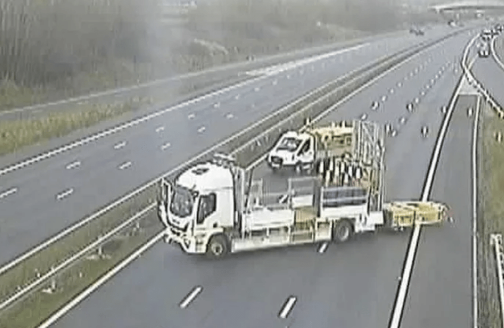 Tragic Motorway Incident: Man Dies in M4 Crash Near Swindon