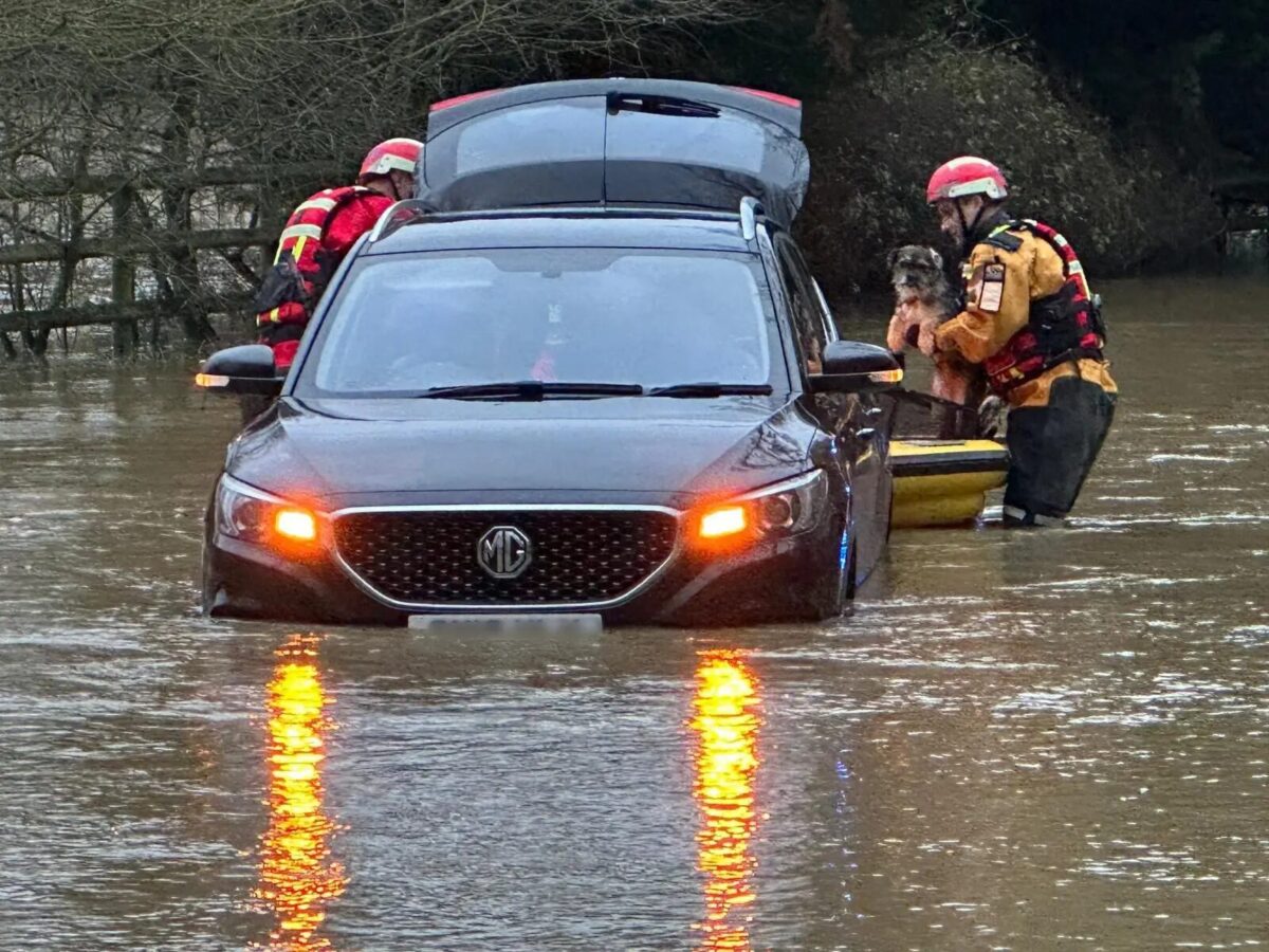 England Drenched: 167 Flood Warnings as Rivers Surge, Environment Agency Urges Urgent Vigilance