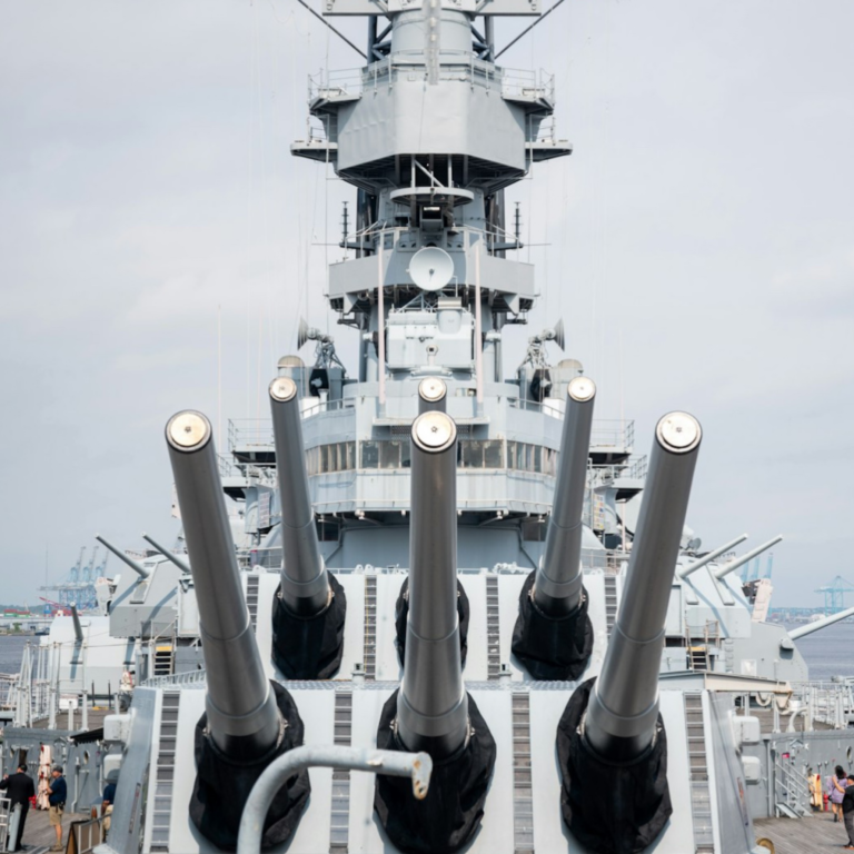 International Maritime Dispute Erupts as Turkey Bars British Royal Navy Ships Bound for Ukraine